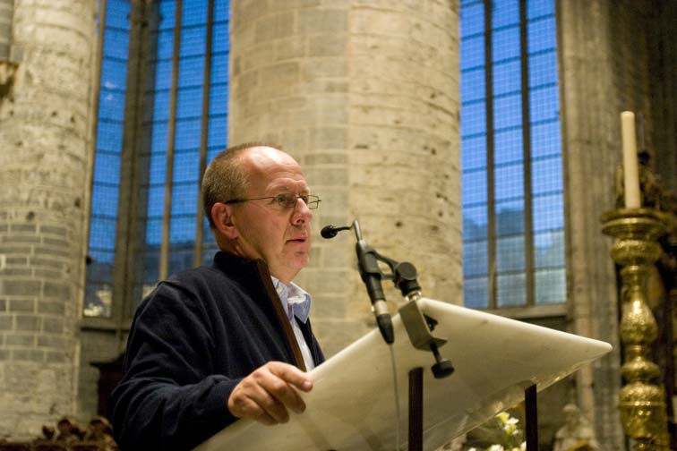 005 OPENING SINT NIKLAASKERK - TOESPRAAK JAN DE BLOCK STADSARCHITECT STAD GENT
Jules De Bruycker - Thuis in de Sint-Niklaaskerk
Gent 17/10/2008 - 06/12/2008 
Verantwoordelijke voor de restauratie van de Sint Niklaaskerk en initiatiefnemer van de expositie Jules De Bruycker

