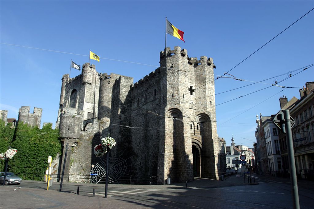 141 HET GRAVENSTEEN
Belangrijkste monument in Vlaanderen
