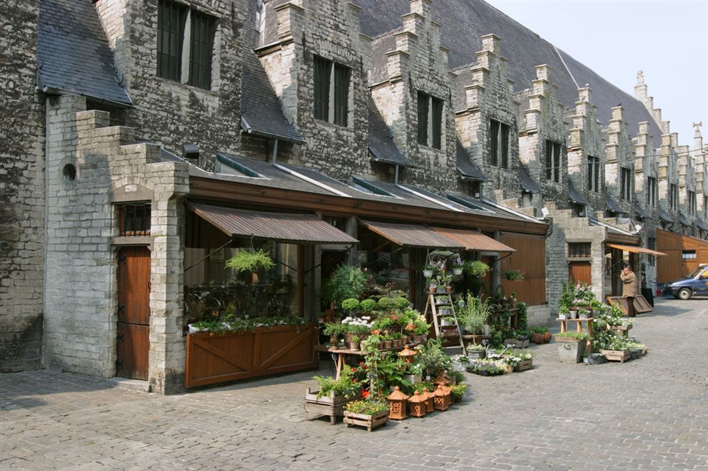 170 HET VLEESHUIS
