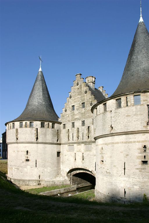 152 HET RABOT
Eén van de ingangspoorten van Gent
