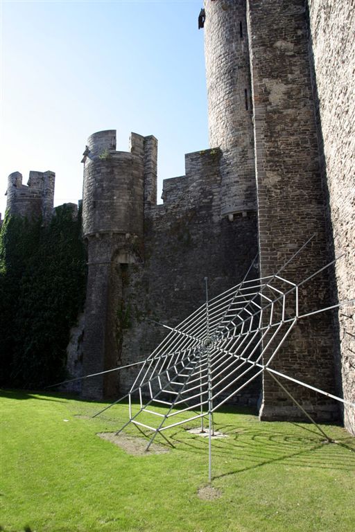 204 WEB AAN HET GRAVENSTEEN
In opdracht van het SMAK
