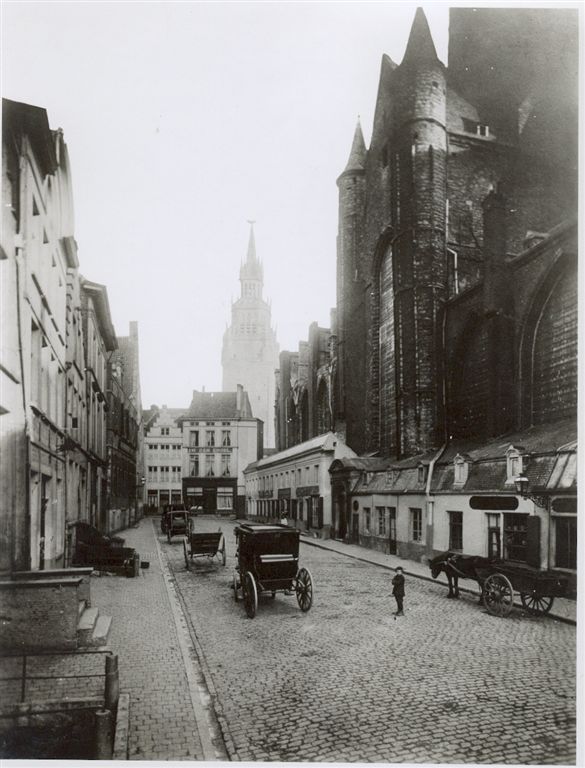 033 SINT NIKLAASKERK
