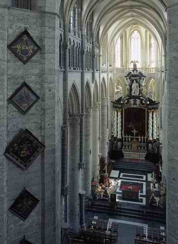 040 SINT NIKLAASKERK
