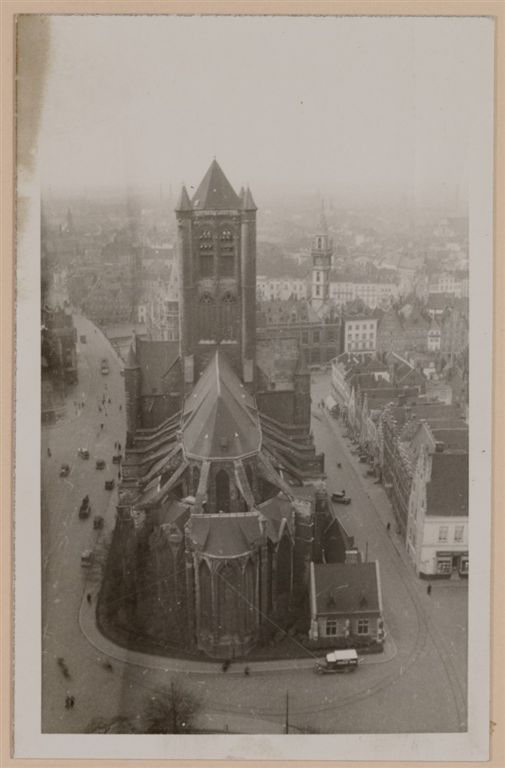 043 SINT NIKLAASKERK
